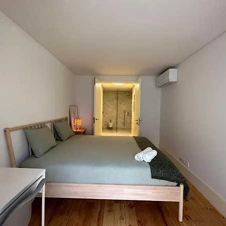 Guest house In Cozy Shared In The Center Of