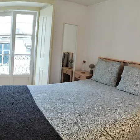 In Cozy Shared In The Center Of Casa de hóspedes *